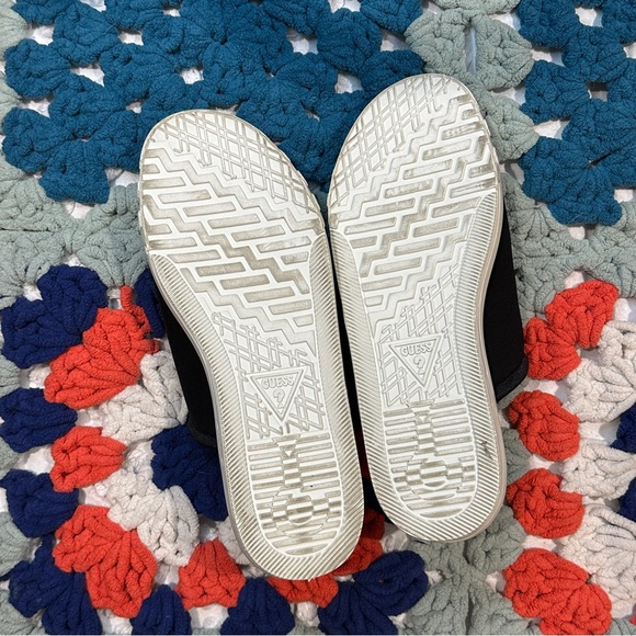 Vintage GUESS Y2K Sandals - Picture 4 of 5